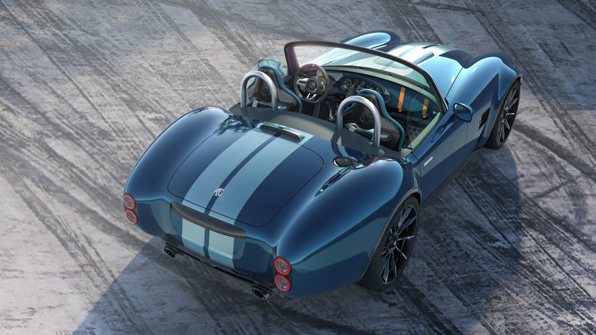 ACCobraGTRoadstertopreartrack.jpg