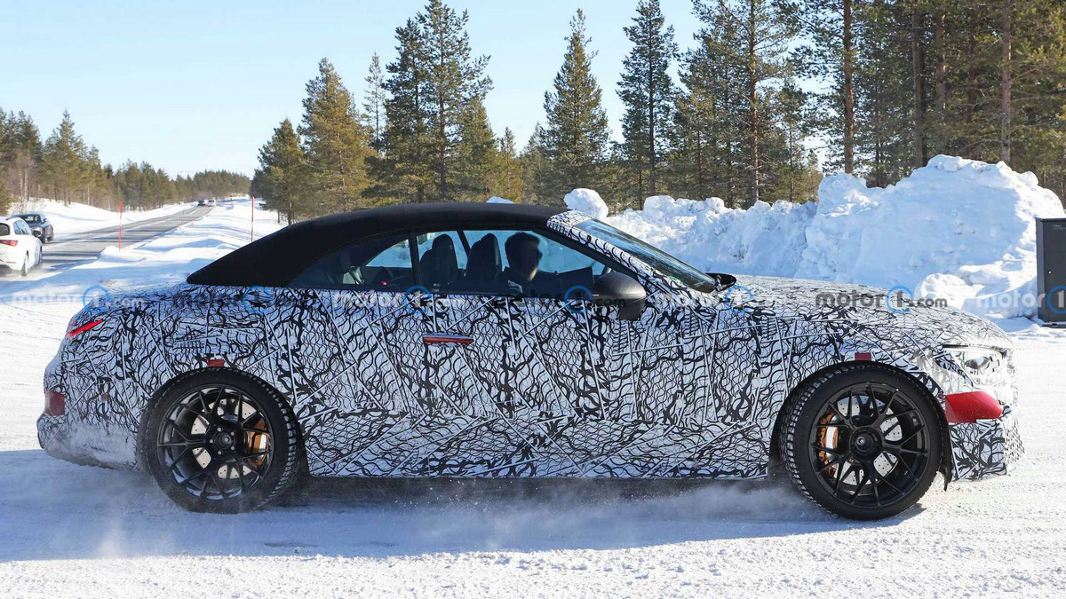 mercedes-amg-cle-63-convertible-spy-shots-production-ready (2).jpg
