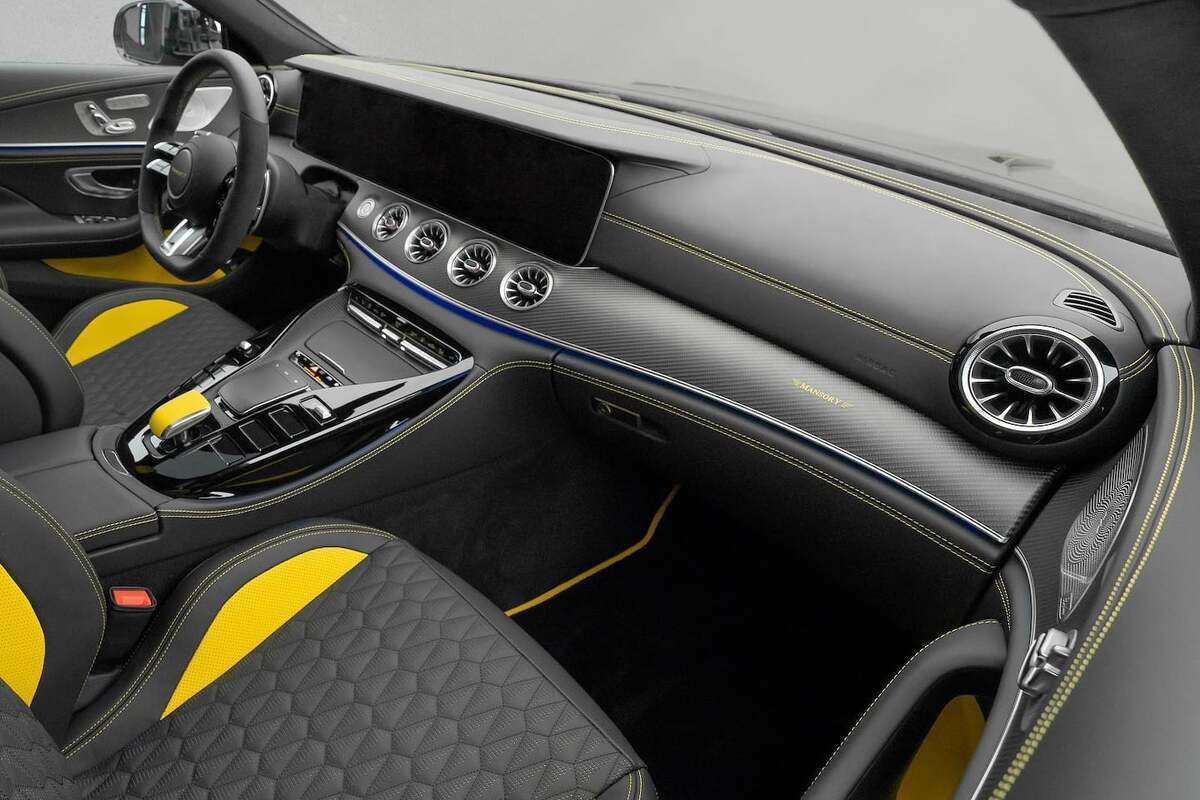 Mercedes-AMG-GT63-SE-Performance-ganha-potencia-brutal-em-modificacao-da-Mansory-9.jpg
