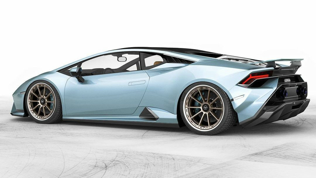 lamborghini-huracan-with-red-lipstick-and-high-heels-is-ready-for-a-night-out_2.jpg