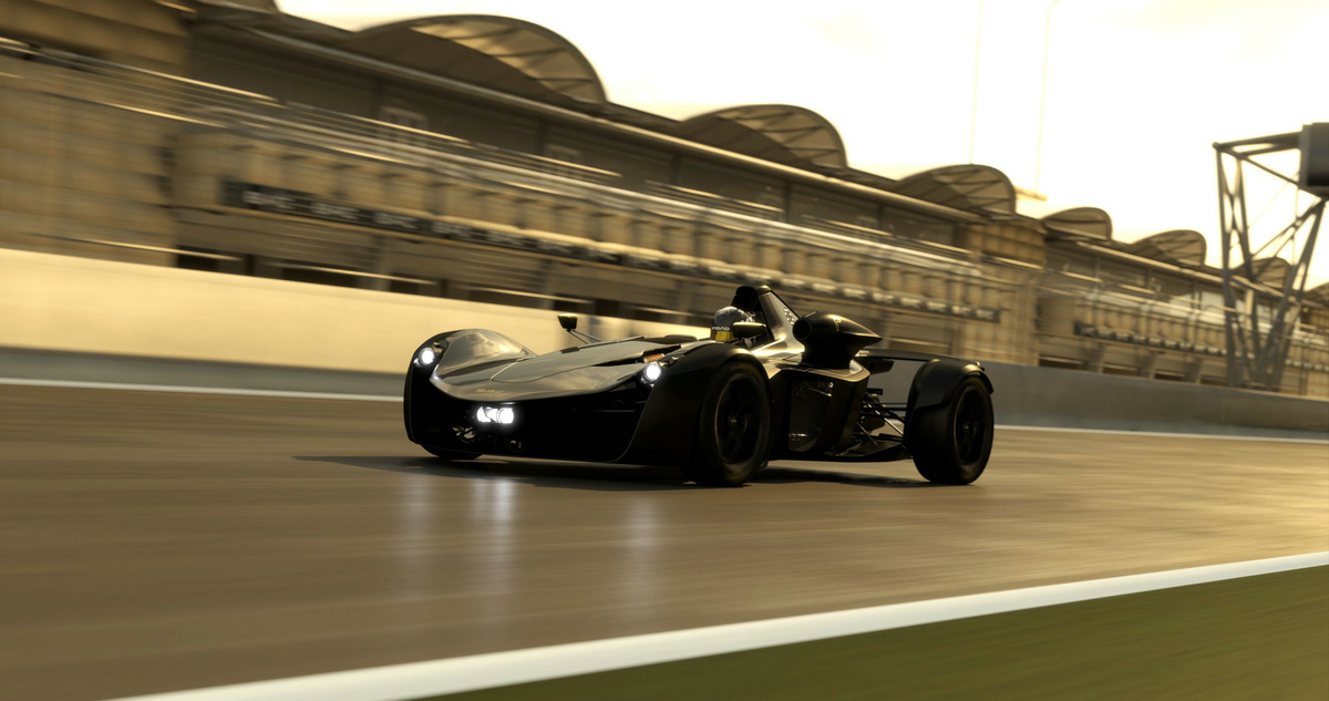 bac-joins-the-f1-saudi-arabian-gp-to-showcase-a-stunning-black-and-gold-mono-r_9.jpg