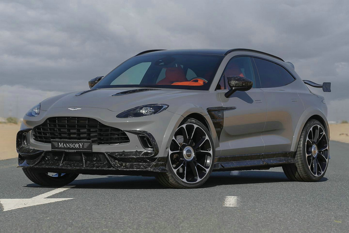 theres-nothing-james-bond-ish-about-mansorys-aston-martin-dbx-212203_1.jpg
