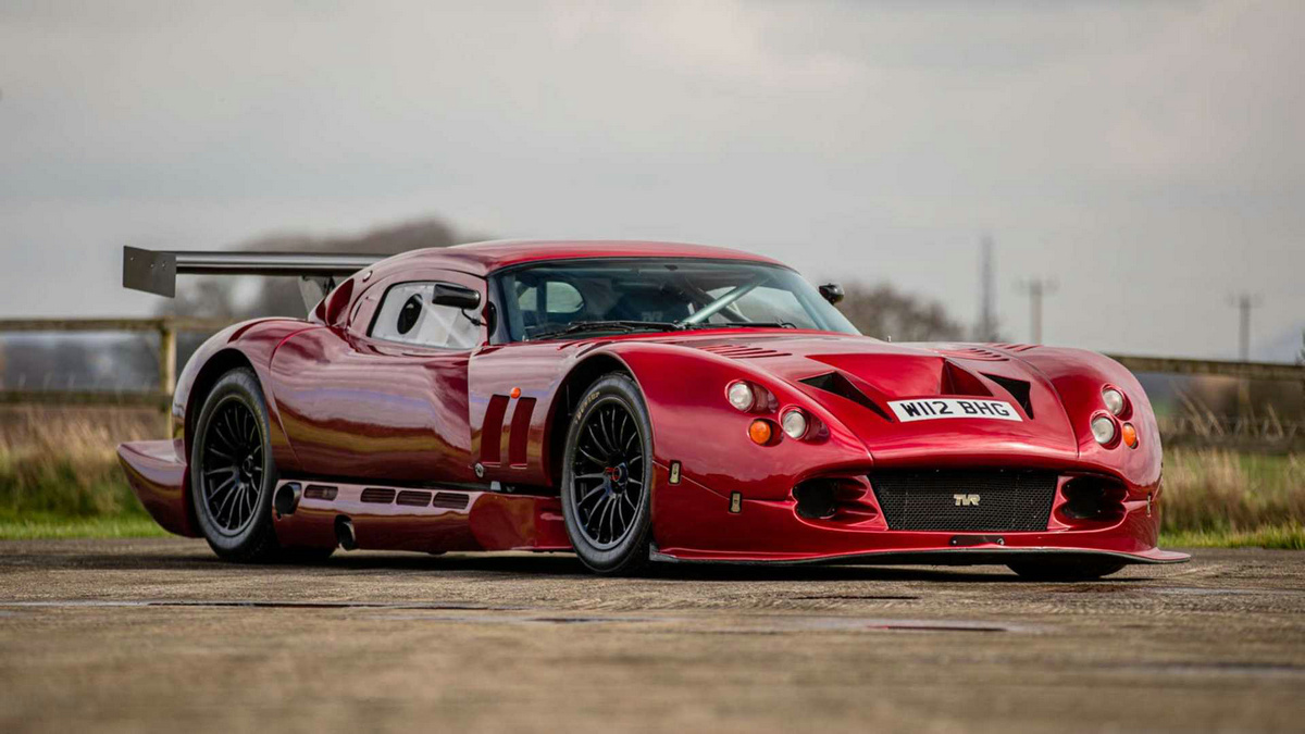 2000-tvr-cerbera-speed-12-road-model-auction.jpg