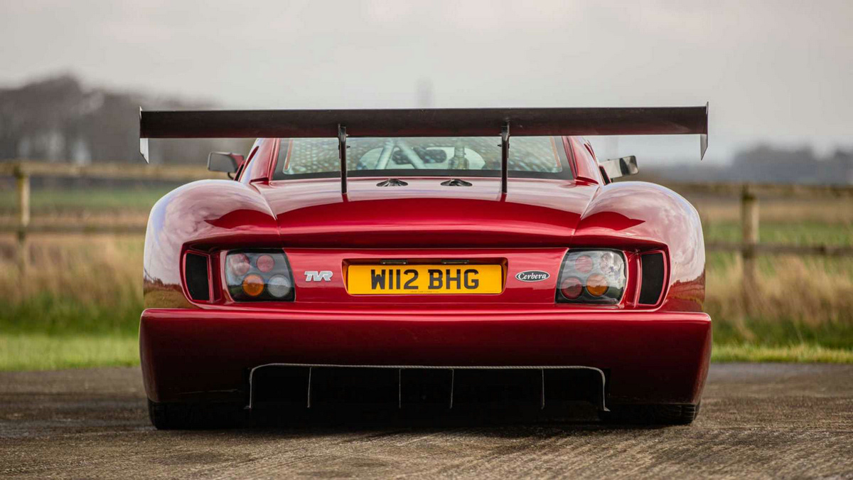 2000-tvr-cerbera-speed-12-road-model-auction (4).jpg