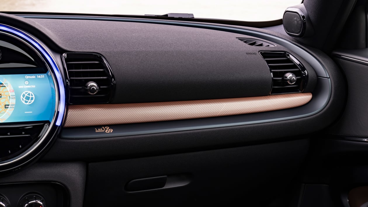 MINI Clubman Final Edition 2023-12.jpg