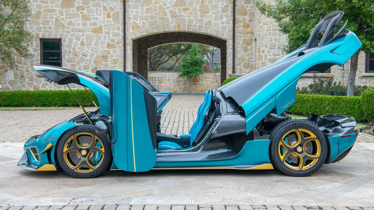2021-koenigsegg-regera.jpg