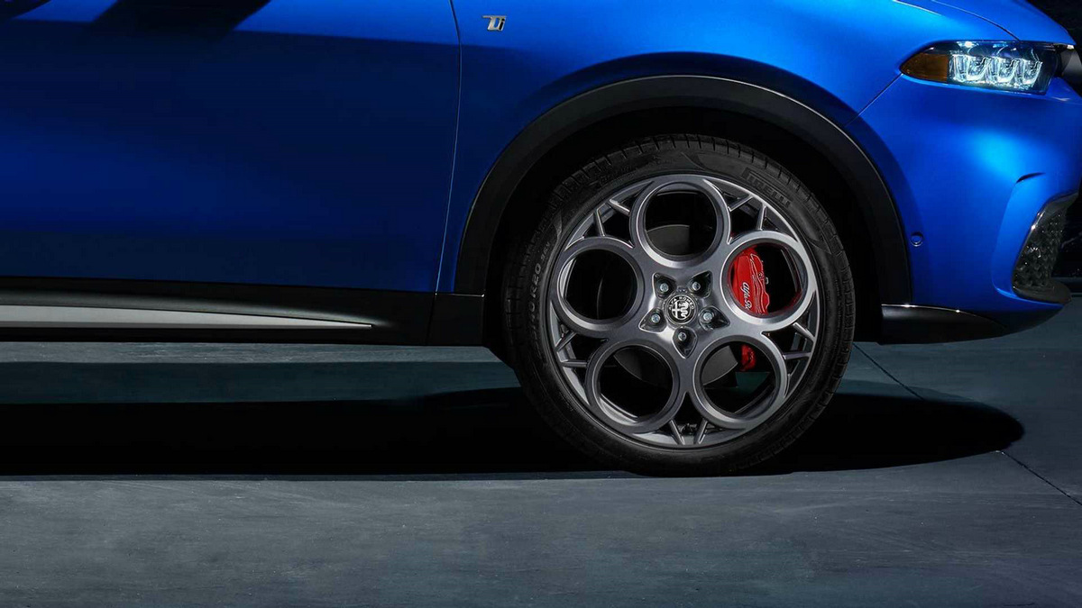 2024-alfa-romeo-tonale-us-spec (2).jpg