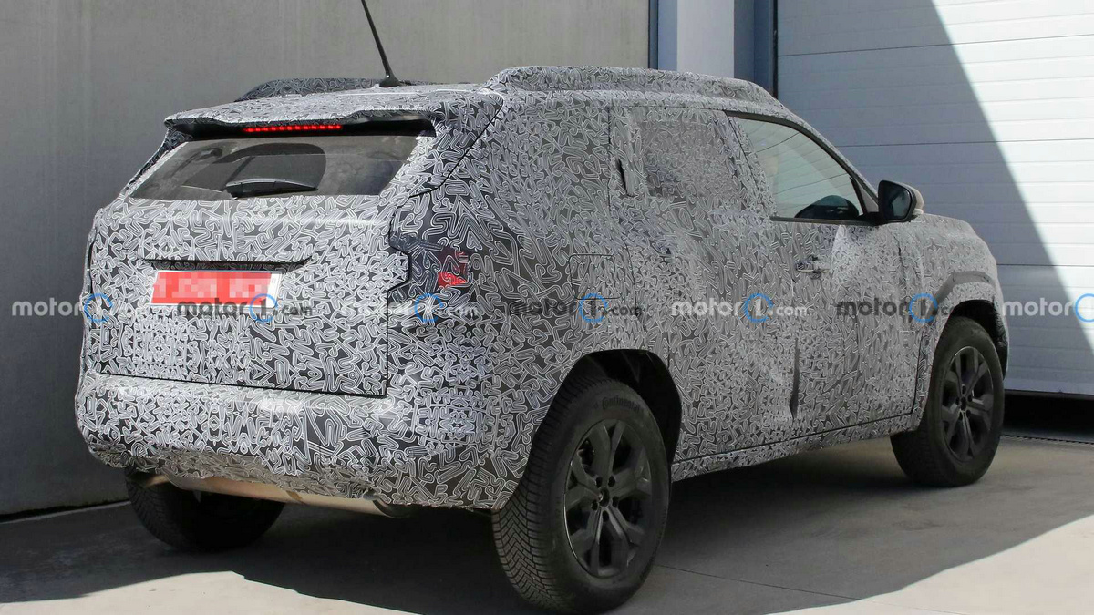 2024-dacia-duster-spy-photo (7).jpg