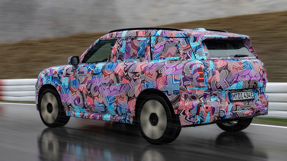 mini-countryman-electric-2024.jpg