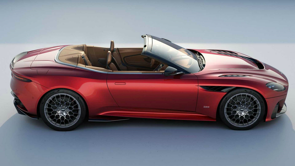 aston-martin-dbs-770-ultimate-volante (1).jpg