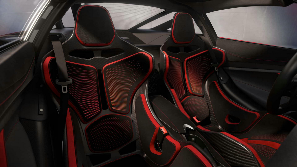 mclaren-750s-coupe-interior.jpg