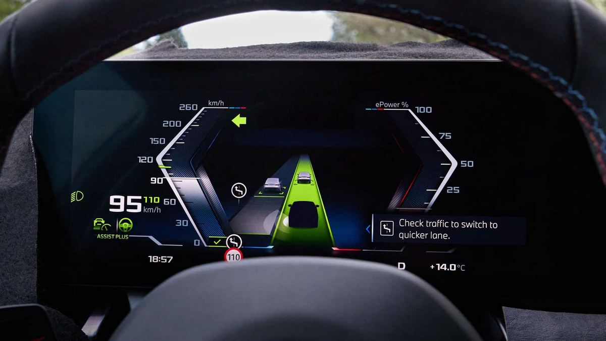 2024-bmw-i5-highway-assistant (1).jpg