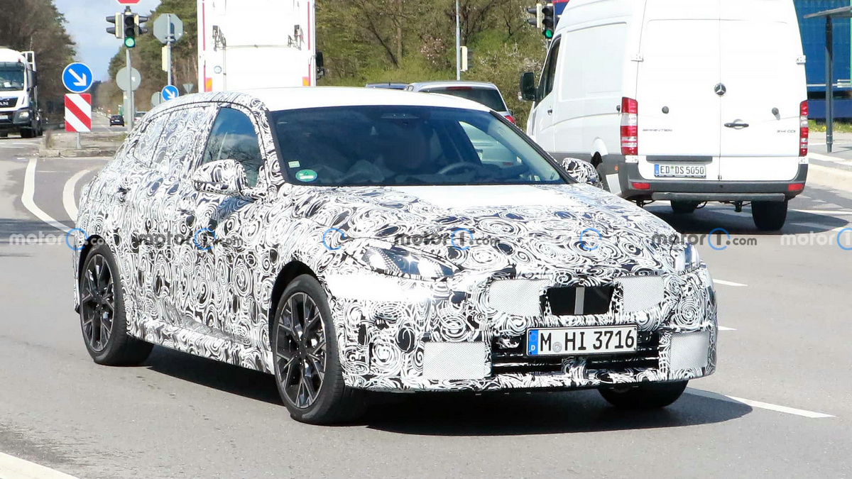 bmw-1-series-spy-photos (1).jpg