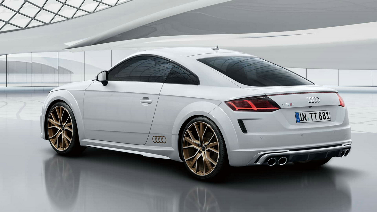 audi-tt-memorial-edition (2).jpg