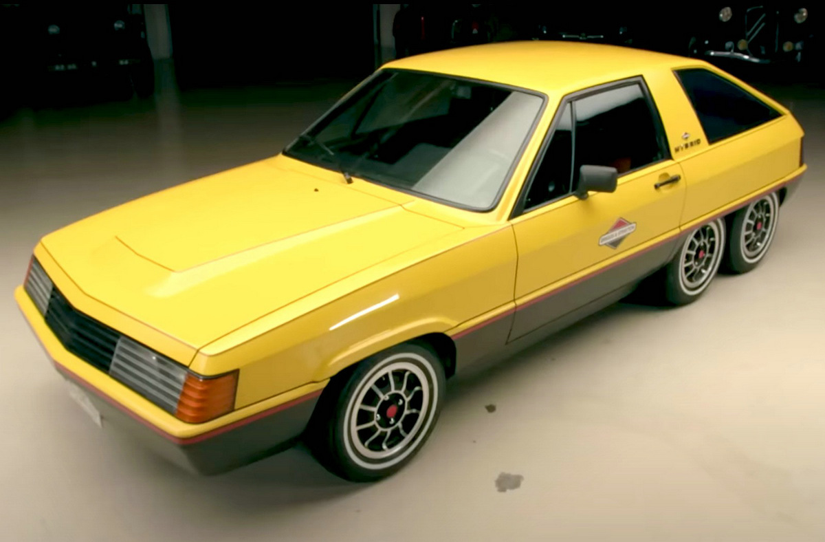 this-crazy-six-wheel-hatchback-by-briggs-stratton-was-one-of-america-s-fist-hybrids_1.jpg