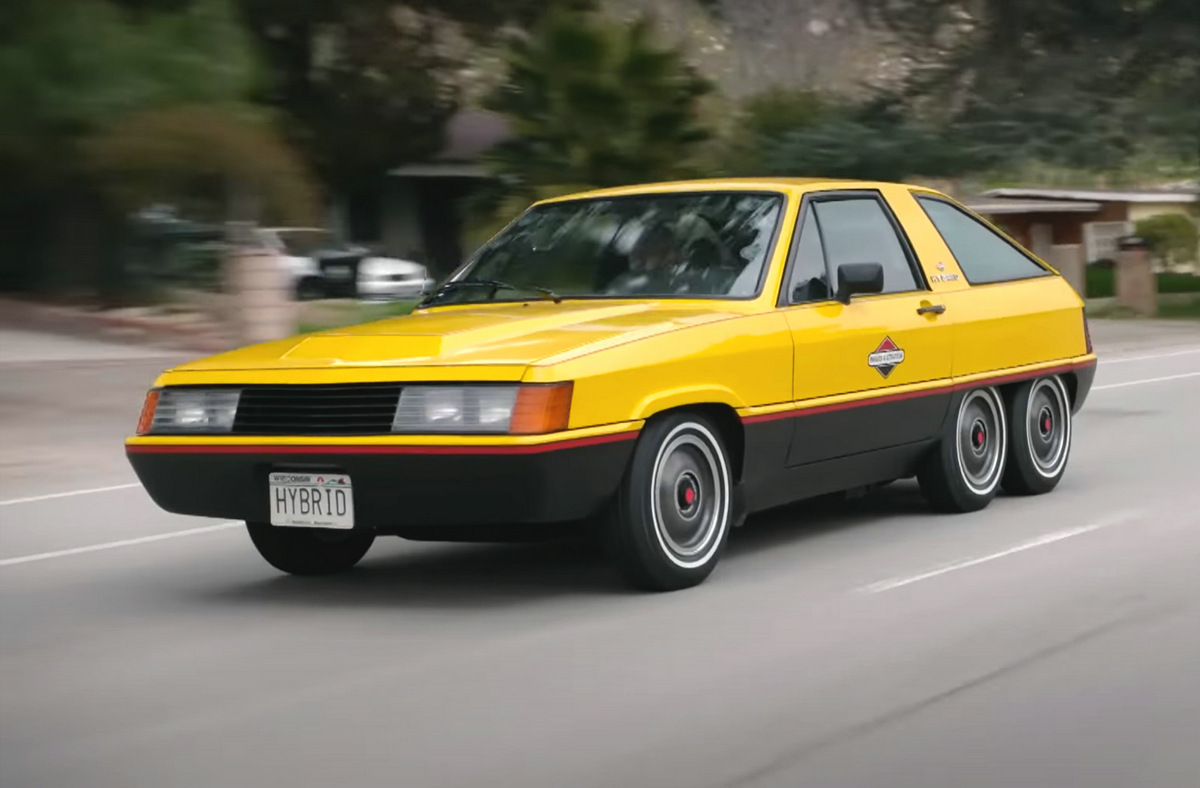 this-crazy-six-wheel-hatchback-by-briggs-stratton-was-one-of-america-s-fist-hybrids-214781_1.jpg