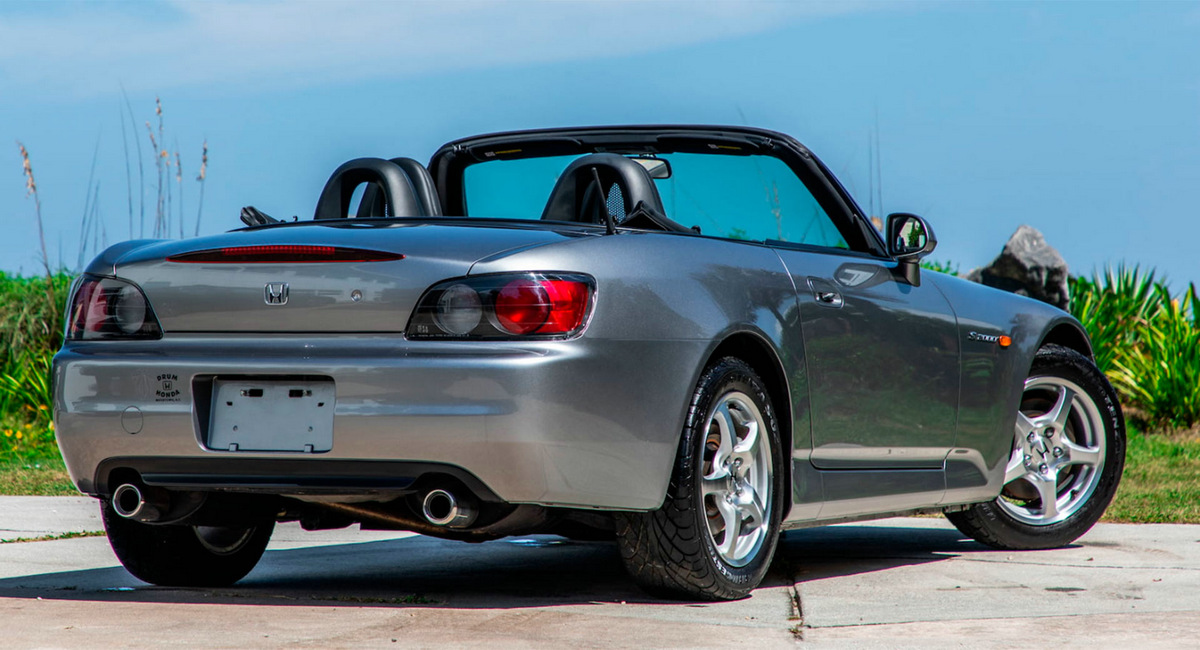 Honda-S2000-3.jpg