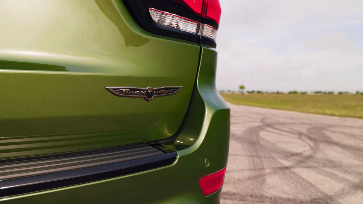 this-1000-hp-jeep-grand-cherokee-trackhawk-by-hennessey-isn-t-for-the-faint-of-heart_5.jpg