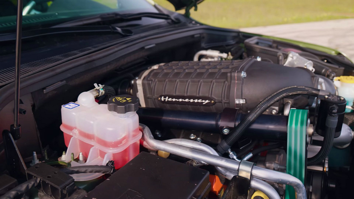 this-1000-hp-jeep-grand-cherokee-trackhawk-by-hennessey-isn-t-for-the-faint-of-heart_1.jpg
