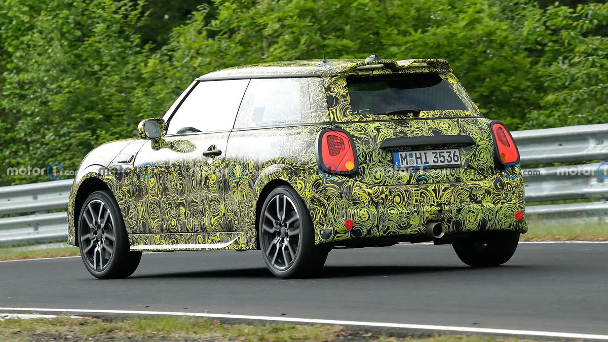 2024-mini-cooper-s-spy-photo (4).jpg