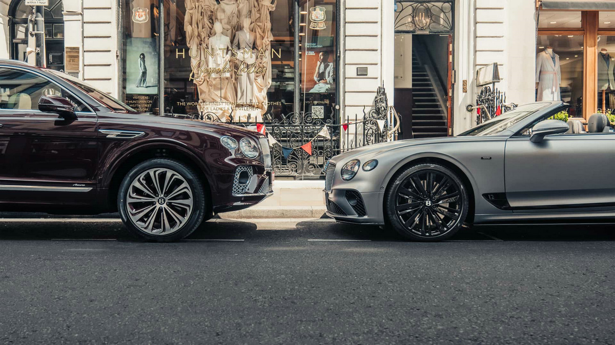 bentley-bentayga-extended-wheelbase-and-continental-gtc-huntsman-edition (10).jpg