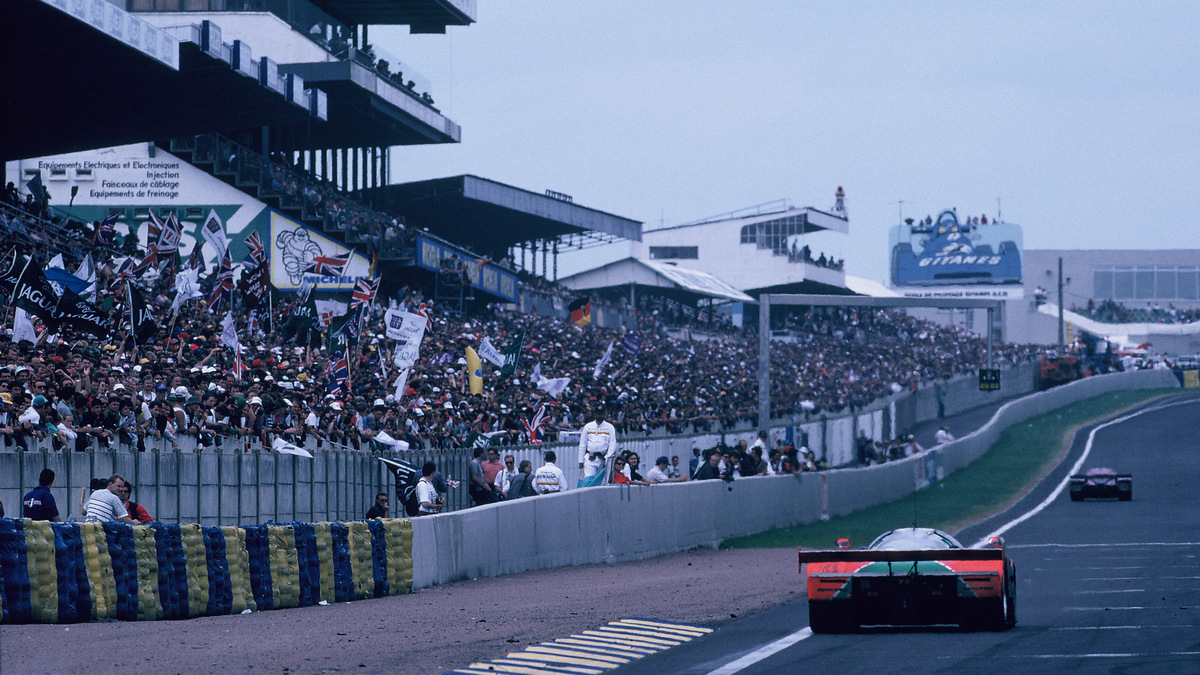 8 Mazda 787B.jpg