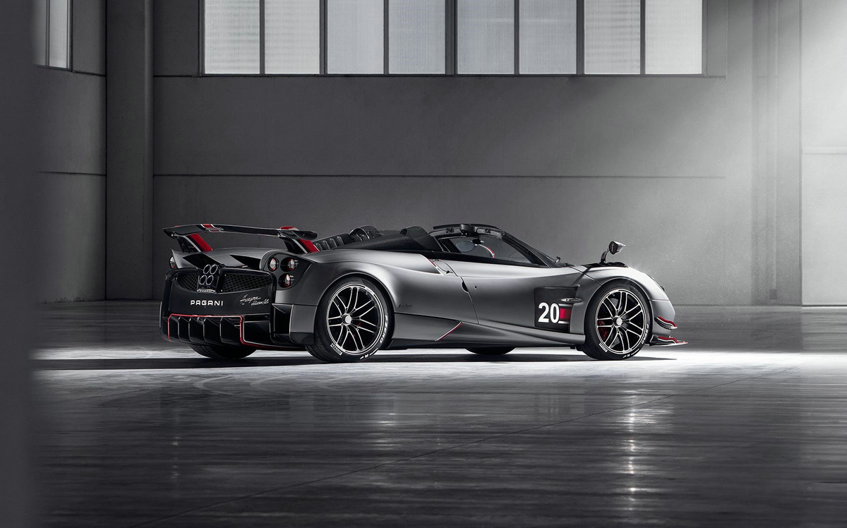 pagani_huayra_roadster_1.jpg