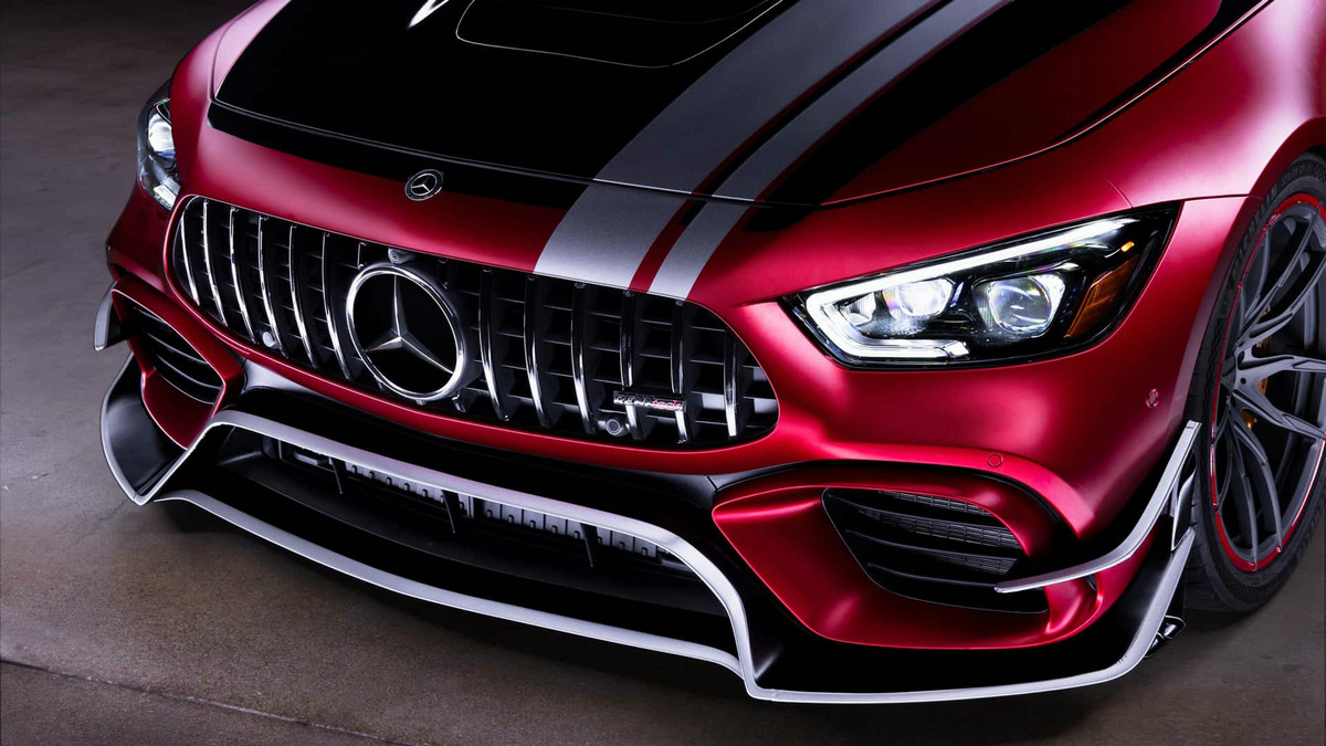 renntech-riiix-mercedes-amg-gt63-4-door-coupe (4).jpg