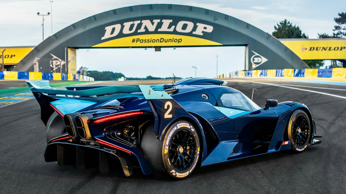 bugatti-bolide-at-the-24-hours-of-le-mans (2).jpg