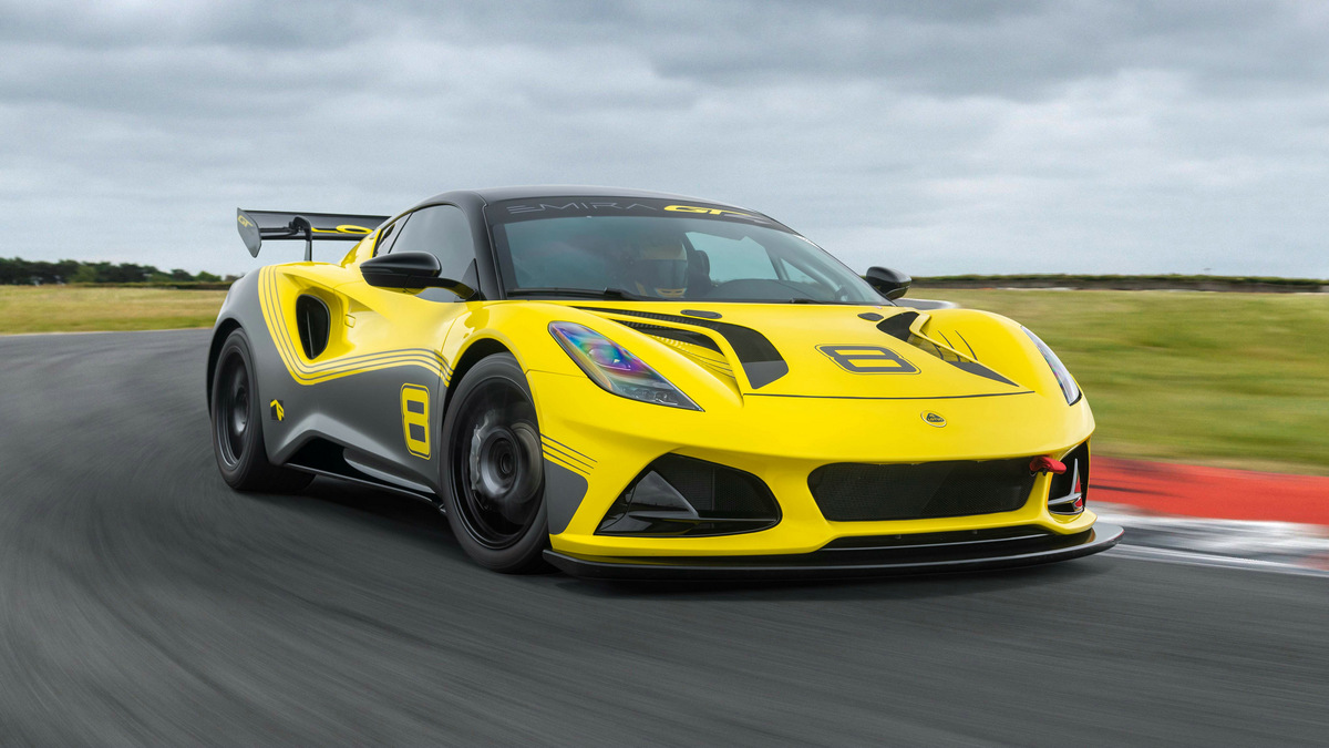 1-Lotus-Emira-GT4.jpg