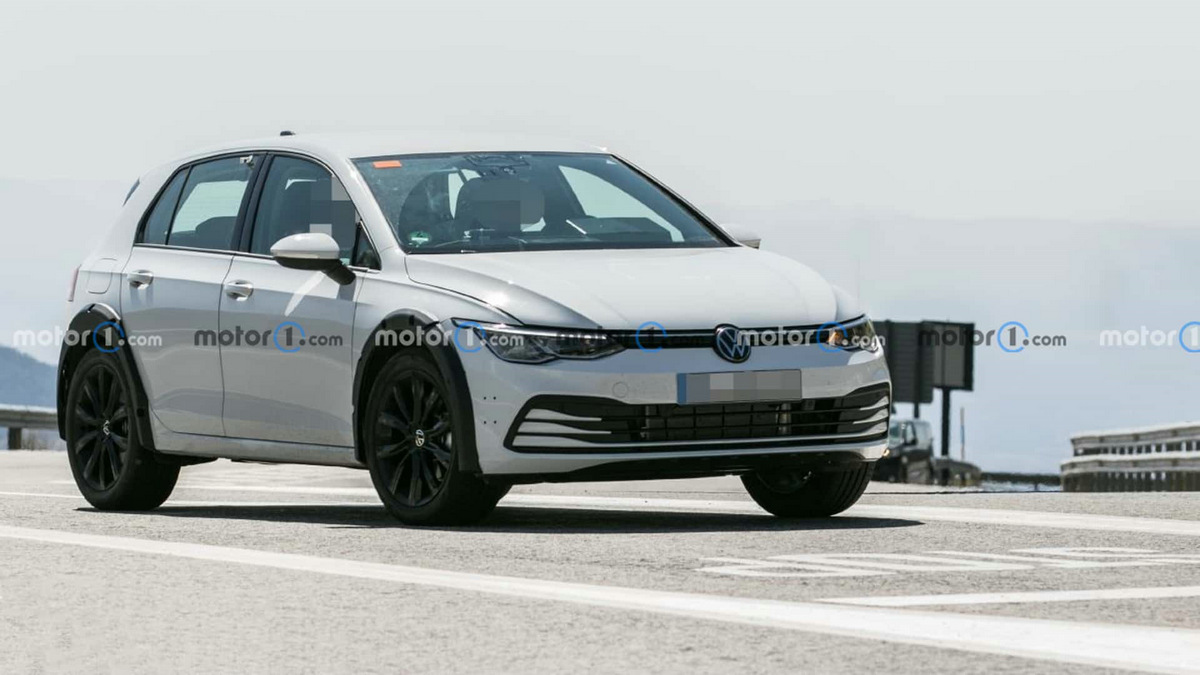 second-gen-vw-t-roc-mule-spy-photo.jpg