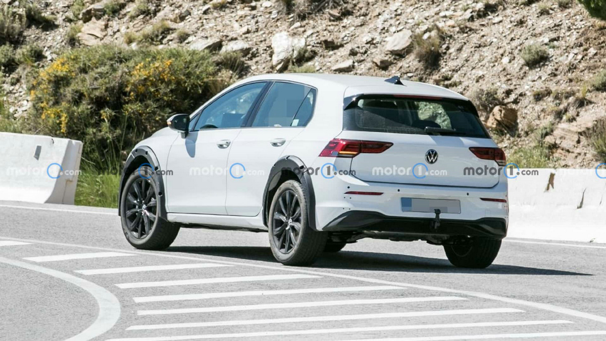 second-gen-vw-t-roc-mule-spy-photo(6).jpg