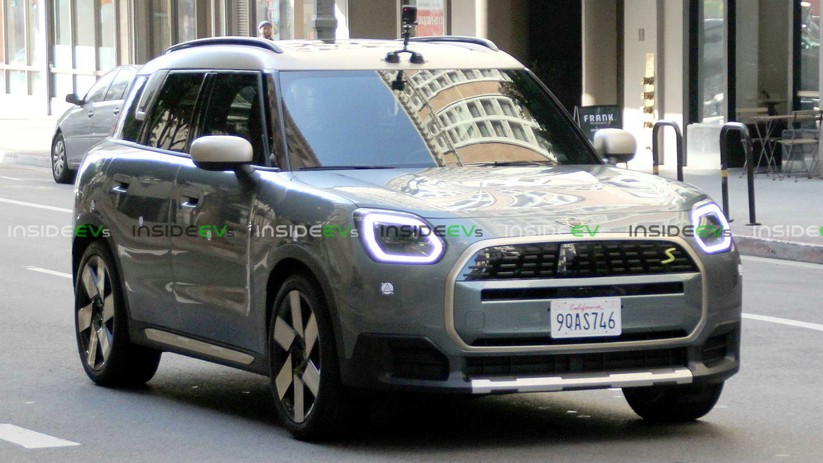 2024-mini-countryman-spy-photos (1).jpg