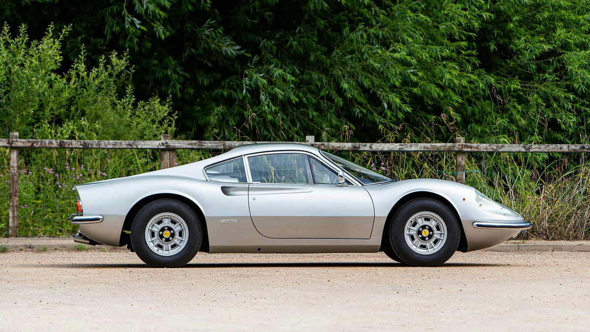 1972-ferrari-dino-246-gt-for-sale(2).jpg