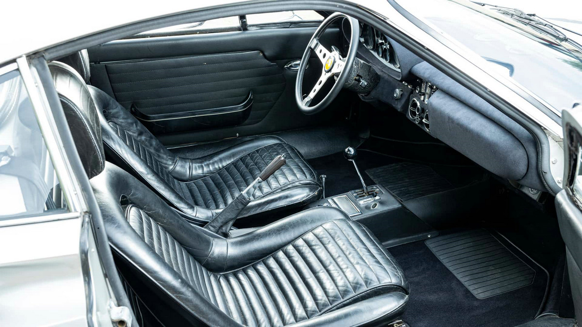 1972-ferrari-dino-246-gt-for-sale(4).jpg