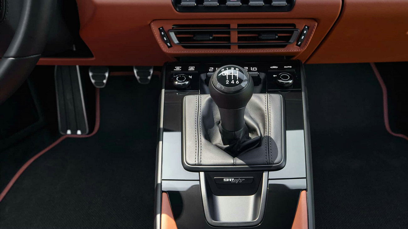 2024-porsche-911-s-t(11).jpg