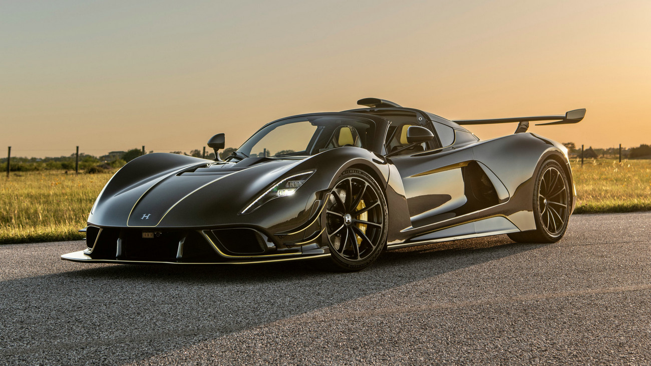 Hennessey%20Venom%20F5%20Revolution%20Roadster_005.jpg