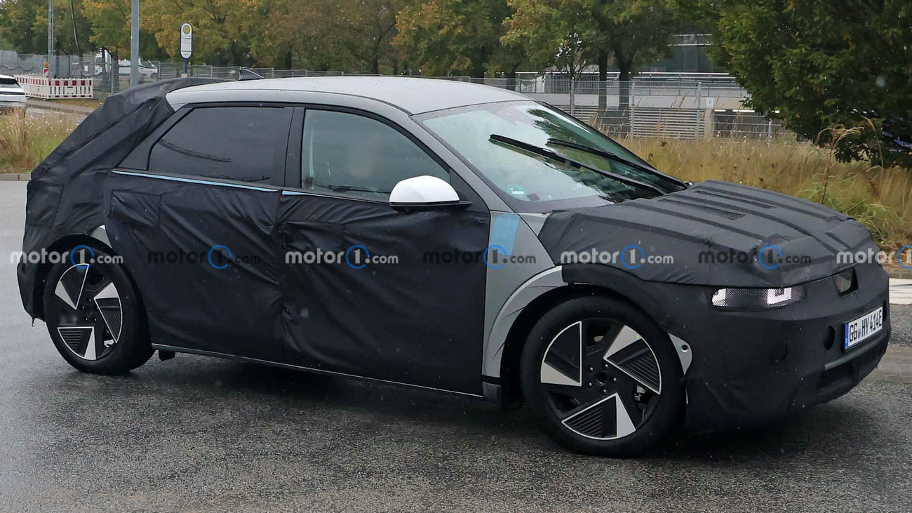 new-hyundai-ioniq-5-spy-shots(3).jpg