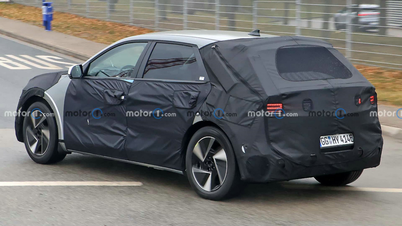 new-hyundai-ioniq-5-spy-shots(6).jpg